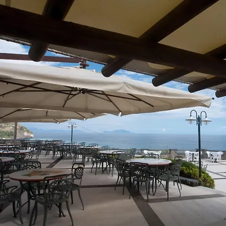 Otel Loreley 3*