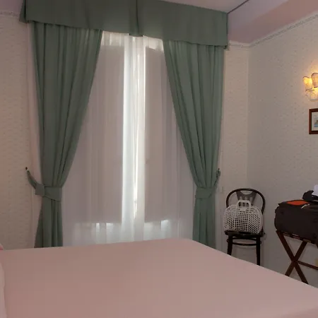 Hotel Loreley Serrara Fontana