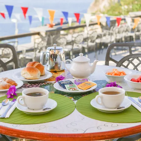 Loreley Hotell Serrara Fontana