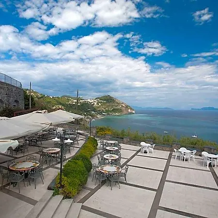 Hotel Loreley Serrara Fontana