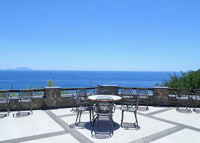 Loreley Hotel Serrara Fontana