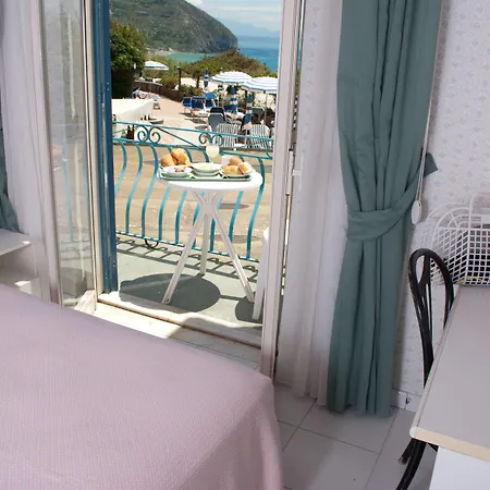 Loreley 3* Serrara Fontana