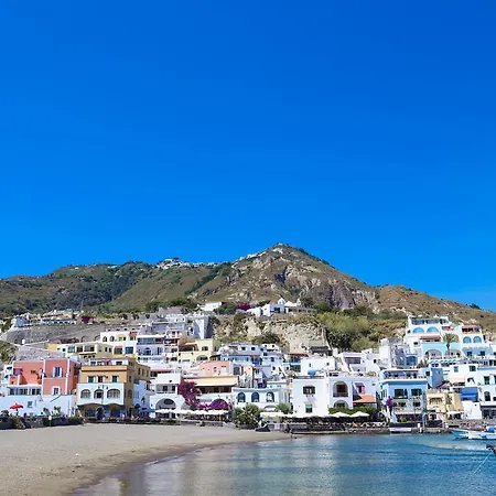 Otel Loreley Serrara Fontana